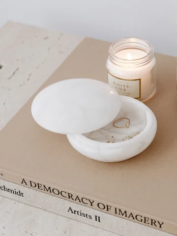 Must-Have Accessories for Every Season